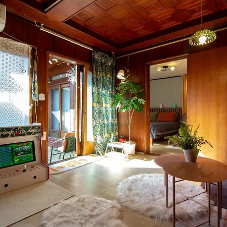 Hanok Bookclub House